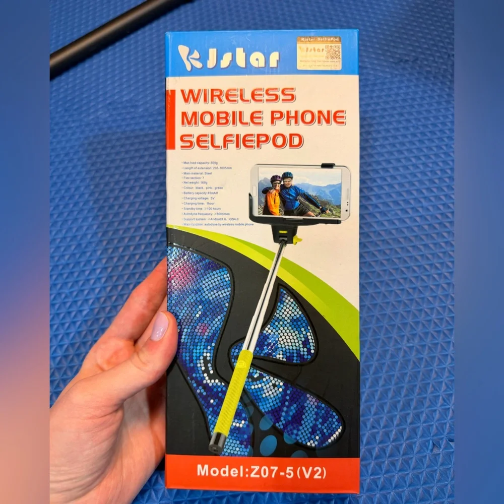 Wireless Mobile Phone Selfie Pod - Green